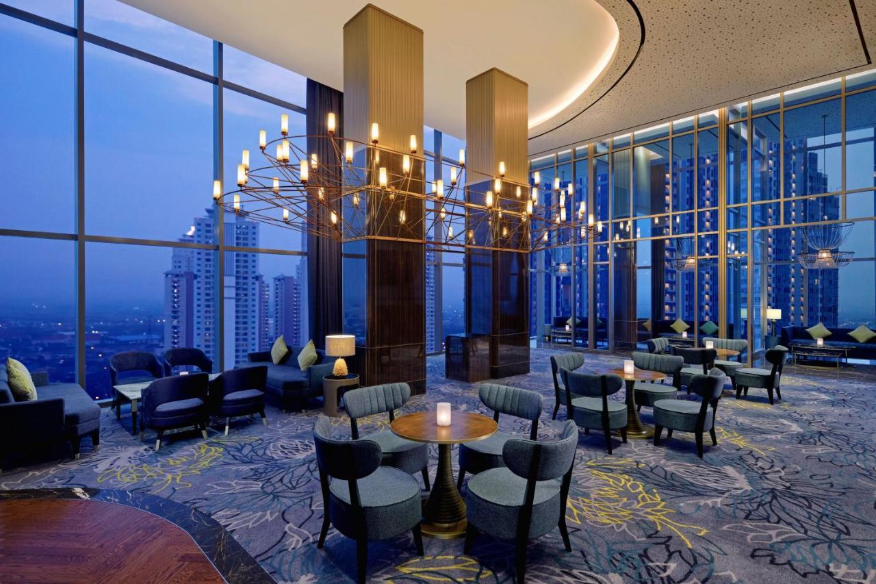 The Westin Surabaya Hotel Exterior foto