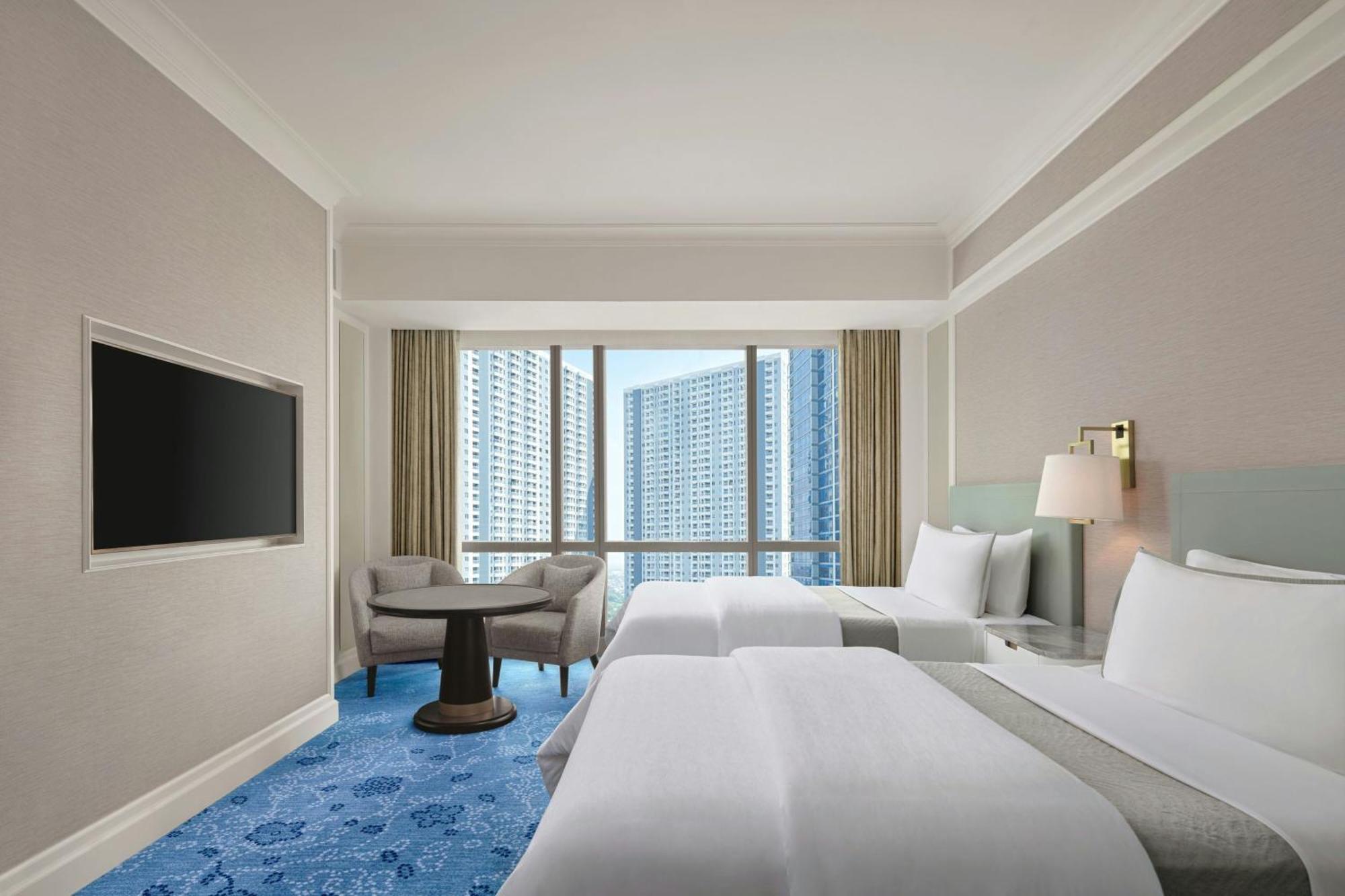 The Westin Surabaya Hotel Exterior foto